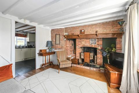 4 bedroom detached house for sale, Bowlers Town, Rye Foreign, Rye, East Sussex TN31 7UR