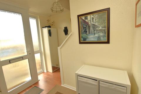 46 Hamlin Gardens, Exeter, EX1 3AD
