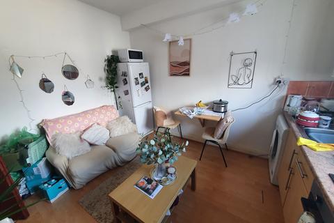 undefined, Flat 4, 16 Mundy Place, Cathays