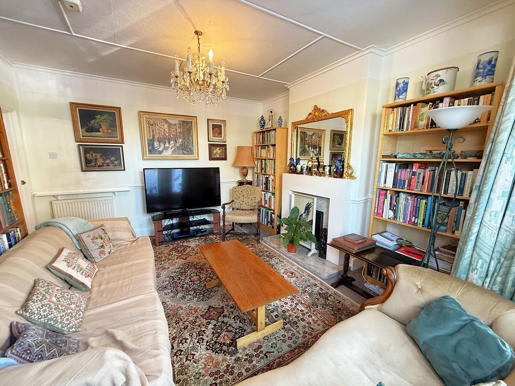 Living room 2