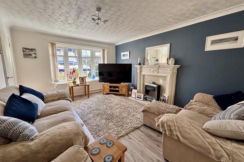 89 Blackbird Close, Creekmoor, Poole, BH17 7YB