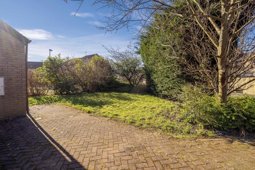 27-print-142 Millhouse Drive 6