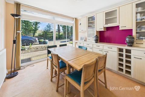 4 bedroom detached house for sale, Brookfield Avenue, Loughborough