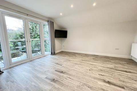 3 bedroom cottage to rent, Alexandra Road, Penzance