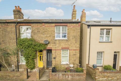 3 bedroom end of terrace house for sale, Cranmer Avenue, London W13
