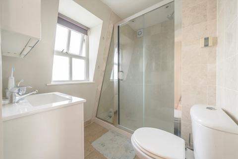 96 Cranmer Avenue, London, W13 9XU