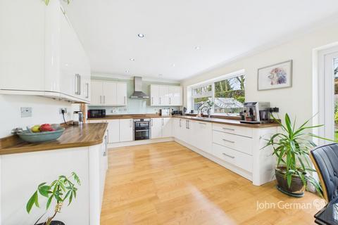 37 Lawn Avenue, Etwall, Derby, DE65 6JB
