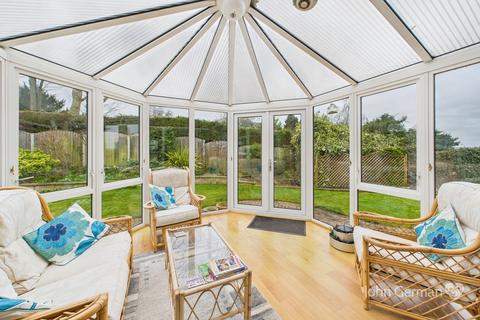 37 Lawn Avenue, Etwall, Derby, DE65 6JB