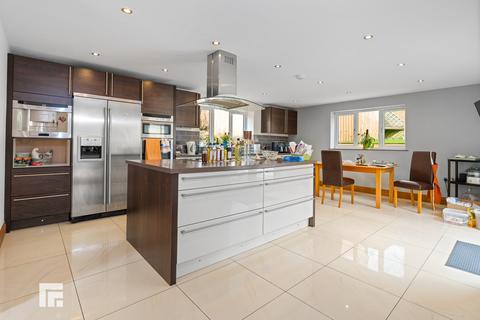 5 bedroom detached house for sale, St. Brides-super-ely