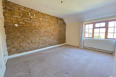2 bedroom terraced house for sale, Main Street, Wymondham