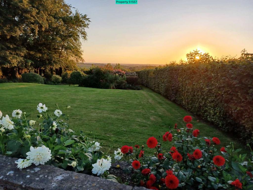 Upper Gardens