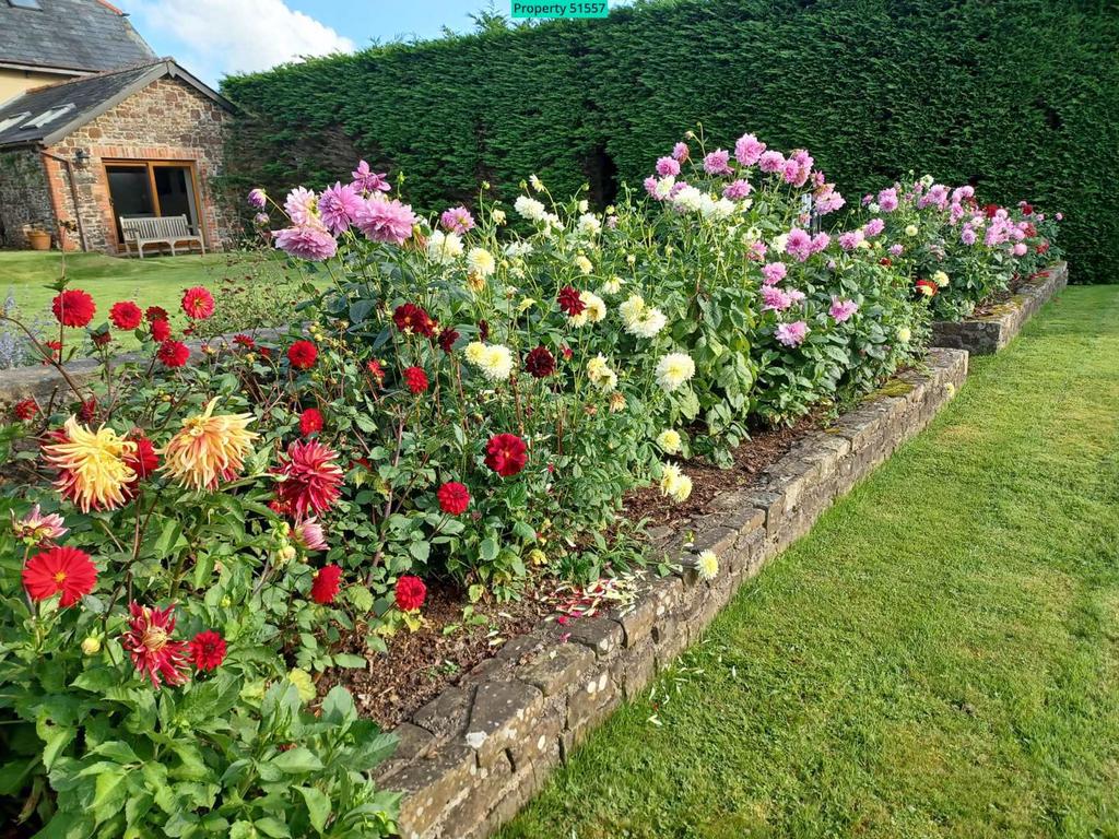 Upper Gardens