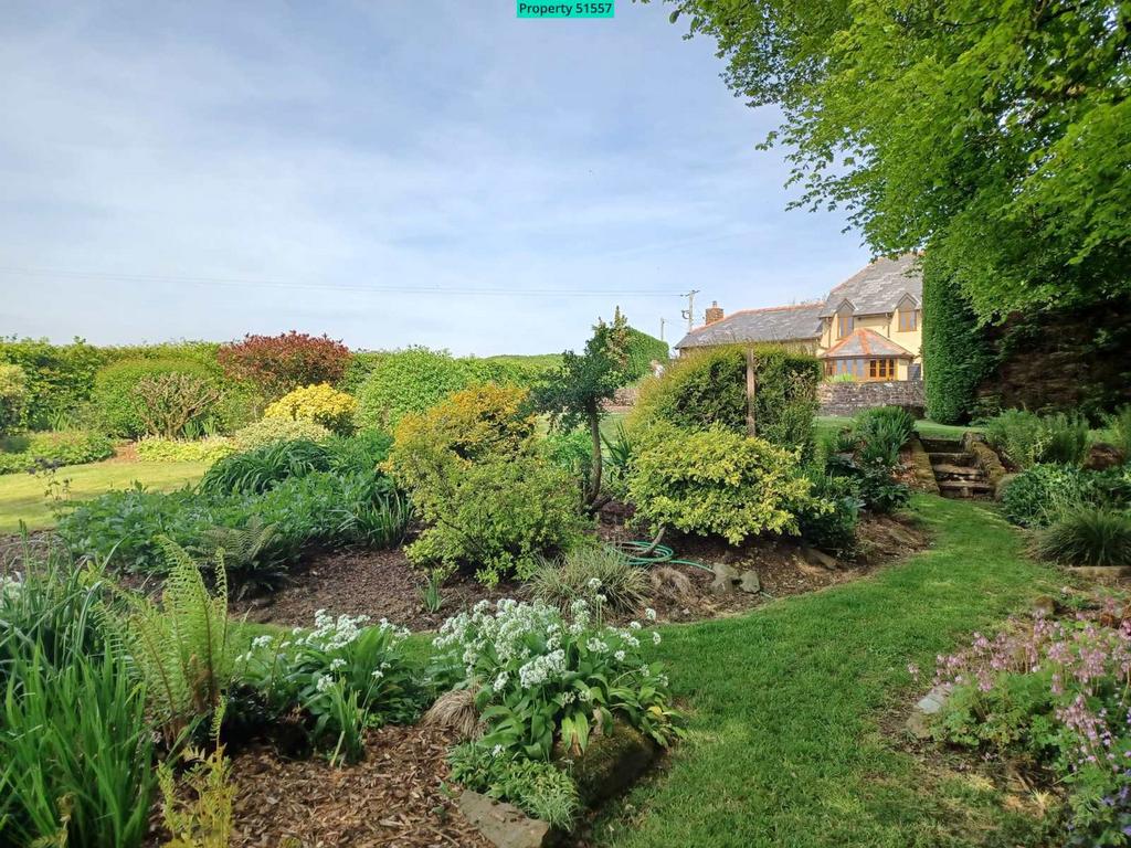 Middle Gardens