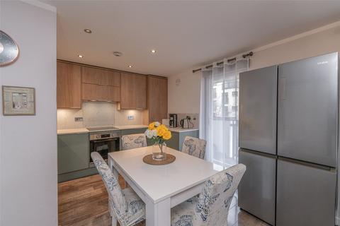 2 bedroom flat for sale, 60/3 Waterfront Park, Edinburgh, EH5