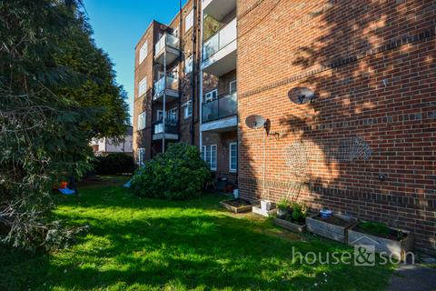 2 bedroom ground floor flat for sale, Wimborne Road, Bournemouth