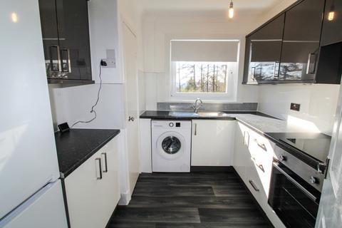 2 bedroom ground floor flat to rent, St. Andrews Brae, Dumbarton G82