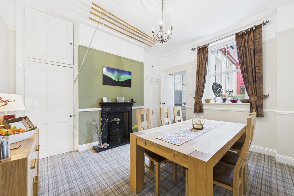 Cam04201 g0 pr0059 still018