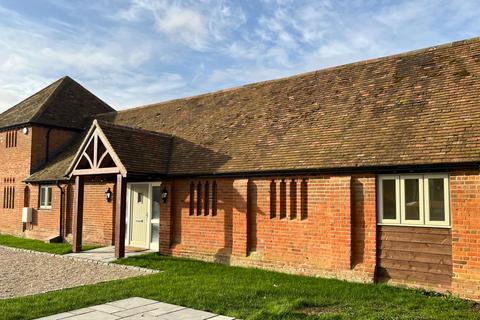 4 bedroom barn conversion for sale, Buckingham Road, Aylesbury HP22