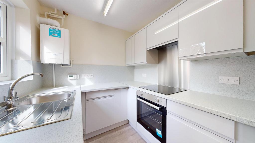 Millennium Gardens 12 Kitchen.jpg