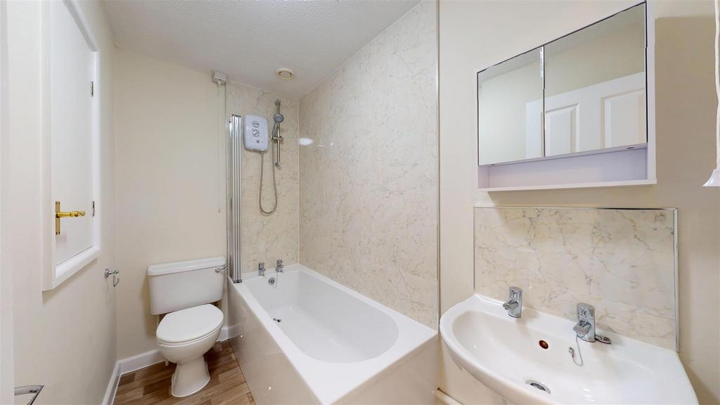 Millennium Gardens 12 Bathroom.jpg