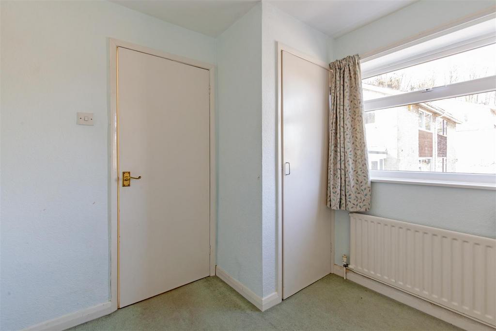Bedroom 3-2.jpg