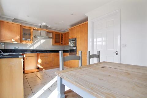 8 Calvert Drive, Dartford, DA2 7GA