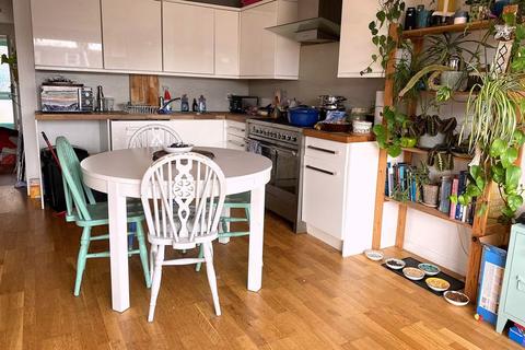 3 bedroom terraced house for sale, Hythe Road, Brighton