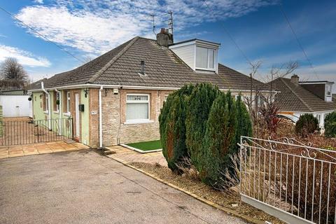 2 bedroom bungalow to rent, Merlin Crescent, Bridgend