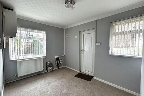 2 bedroom bungalow to rent, Merlin Crescent, Bridgend