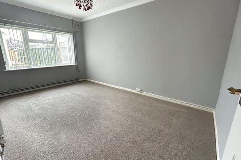 2 bedroom bungalow to rent, Merlin Crescent, Bridgend