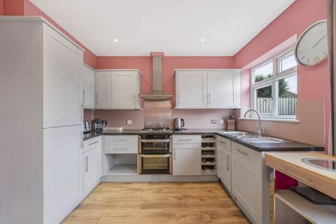 16 Bradbourne Road, Bexley, DA5 1NR