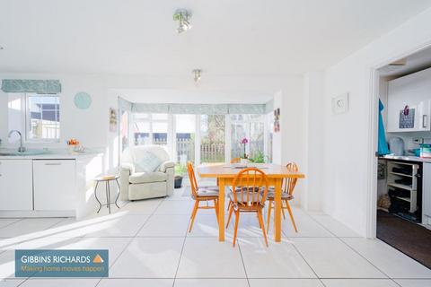 undefined, Aginhills Drive, Taunton