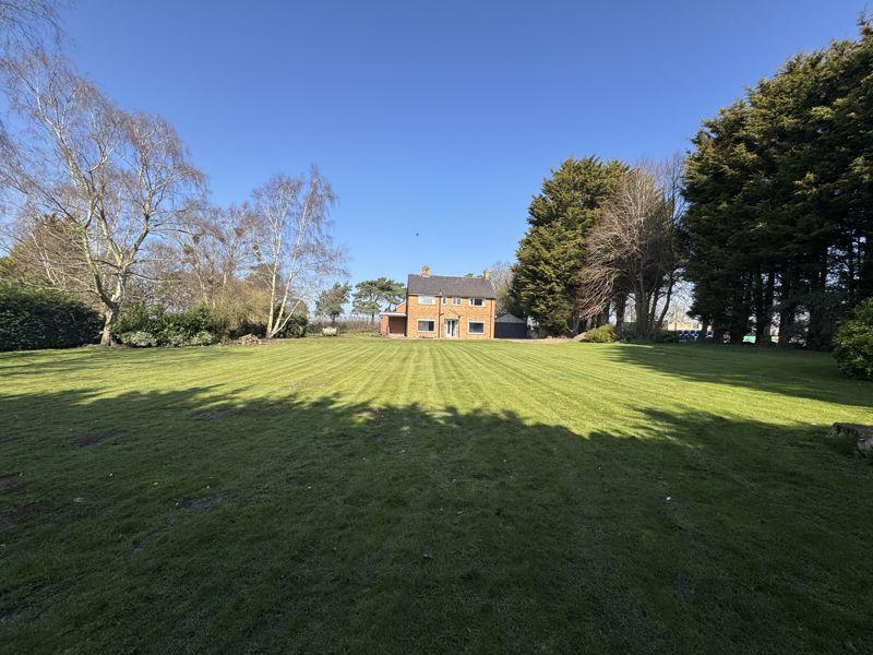 Grounds view 4