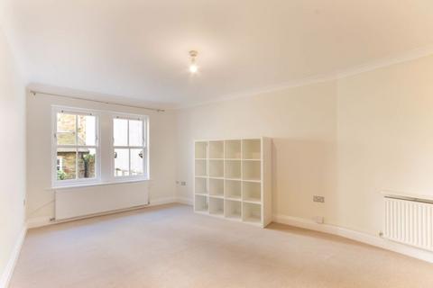 2 bedroom apartment for sale, Hotspur Court, Alnwick, Northumberland
