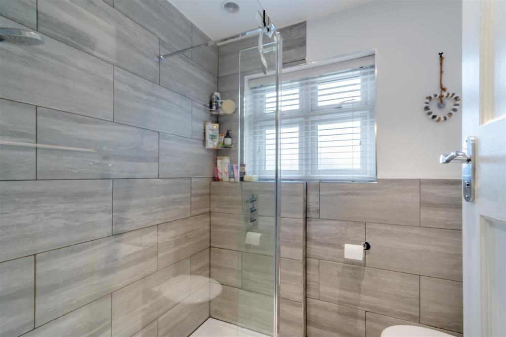 8584717-interior19.jpg