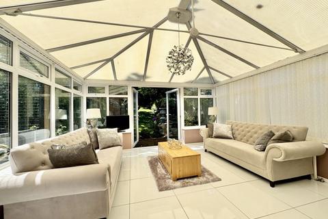 13 Poplar Rise, Sutton Coldfield, B74 4HT