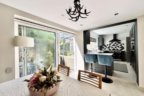 13 Poplar Rise, Sutton Coldfield, B74 4HT