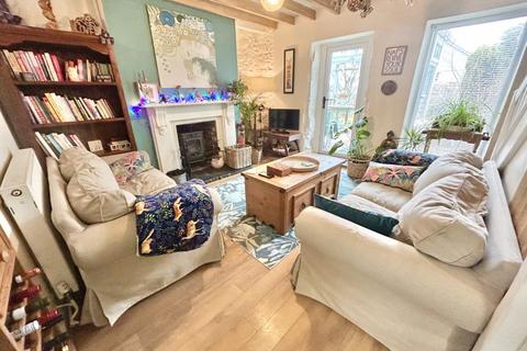 2 bedroom cottage for sale, Gilfach Road, Penmaenmawr
