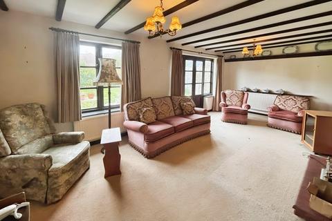 2 bedroom detached bungalow for sale, Maplewood, Sutton Coldfield, B76 1JX