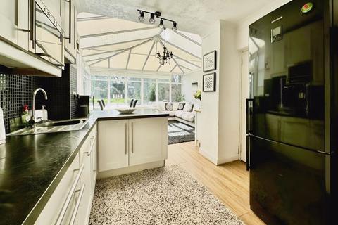 3 bedroom semi-detached house for sale, Welwyndale Road, Sutton Coldfield, B72 1AN