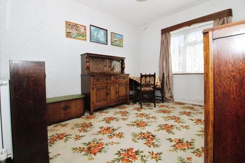 undefined, Chatsworth Crescent, Rushall, WS4 1QZ