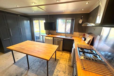 3 bedroom semi-detached bungalow for sale, Redcar Road, North Heaton