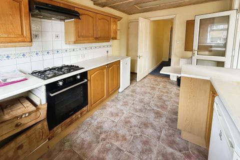 16 Baker Street, Exeter, EX2 5EA