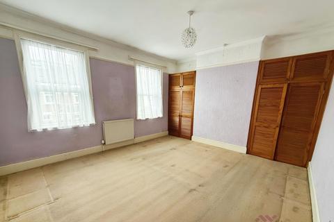 16 Baker Street, Exeter, EX2 5EA