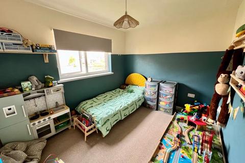 4 Bryn Goleu, Southsea, Wrexham, LL11 6SB