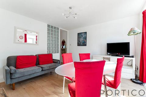 2 bedroom flat to rent, Belton Way, E3