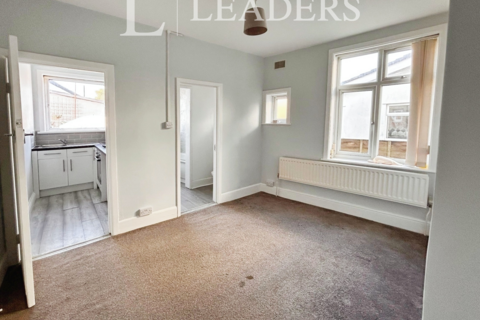 2 bedroom flat to rent, Bennett Road, Bournemouth