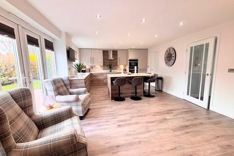 21 Elm Grove, Wootton, Northampton, NN4 6FB
