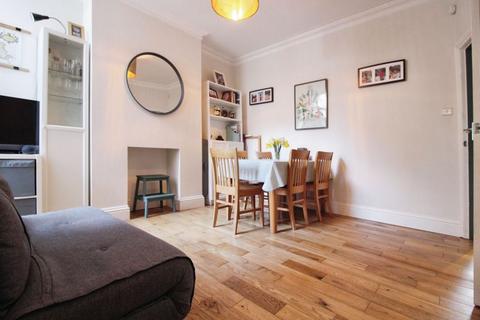 31 Brookfield, Prestwich, Manchester, M25 1EL