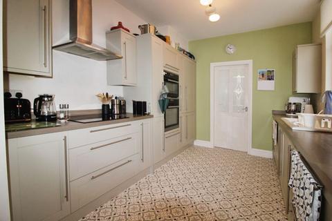 31 Brookfield, Prestwich, Manchester, M25 1EL